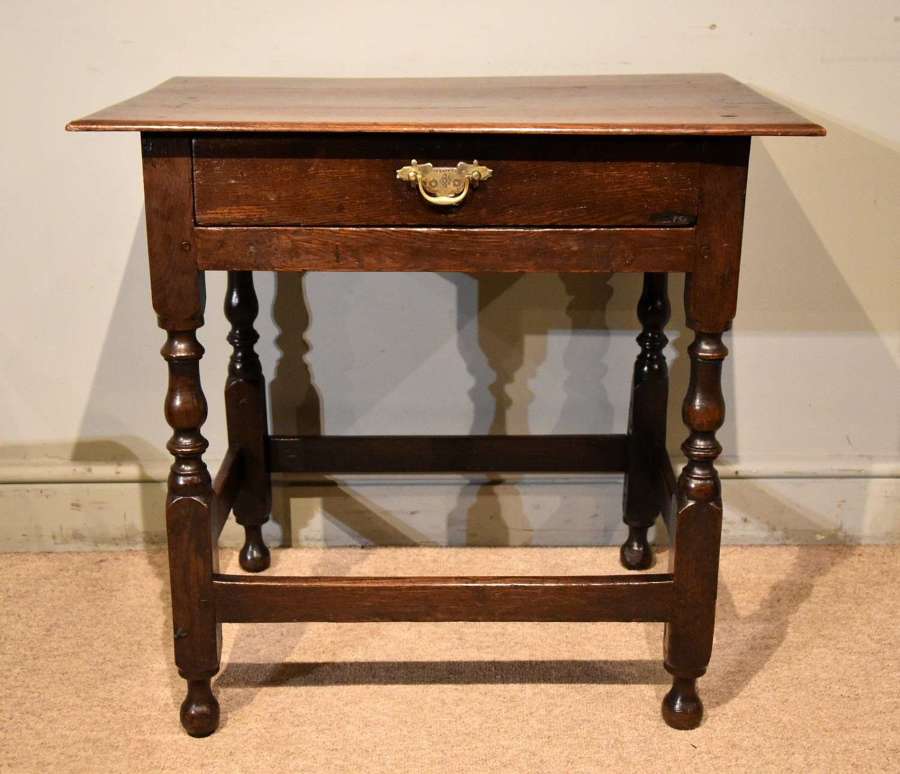 Early 18th Century Oak Side Table