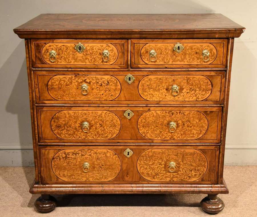 17th Century Walnut Chest of Drawers with Seaweed Marquetry