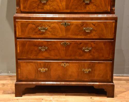 George I walnut chest on chest / tallboy