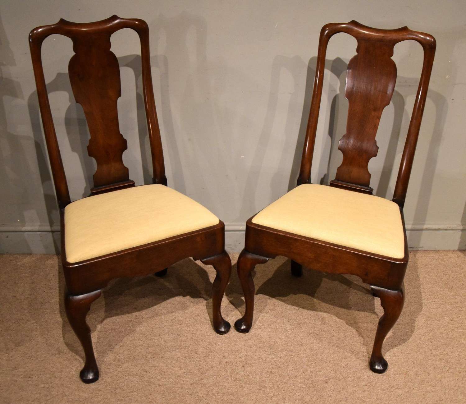 George I walnut pair side chairs