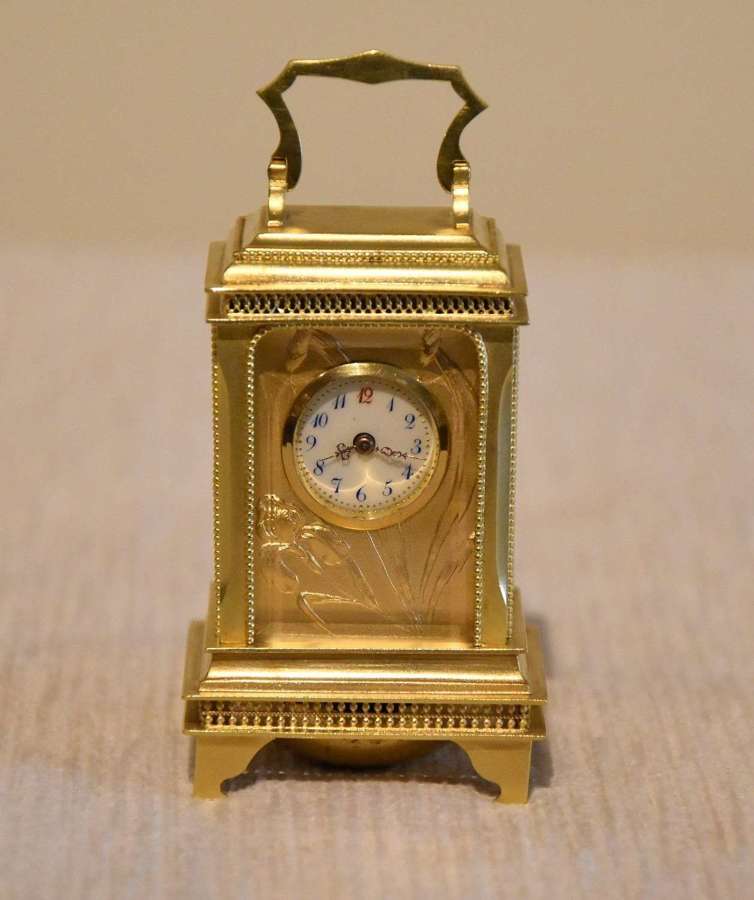 Swiss miniature alarm carriage timepiece