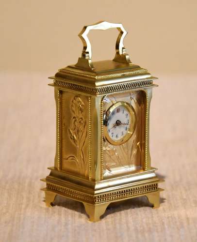 Swiss miniature alarm carriage timepiece