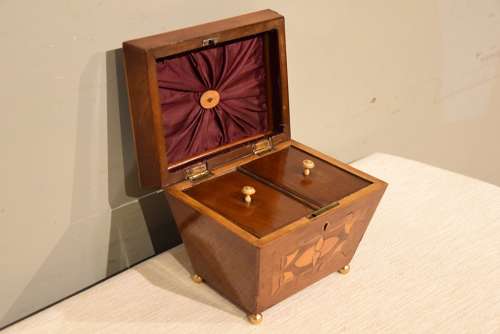 Regency mahogany tea caddy