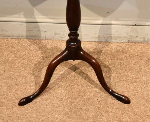 George III mahogany wine / lamp tripod table