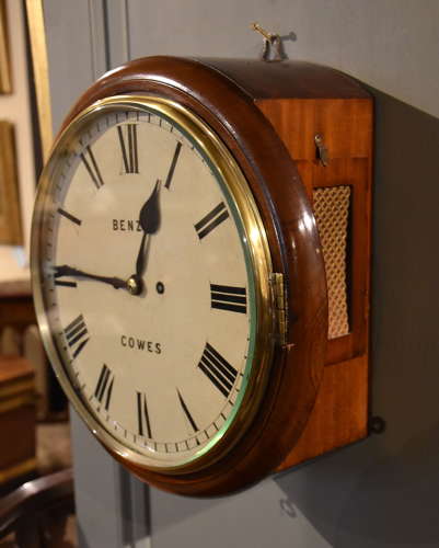 Striking Dial Clock signed Benzie, Cowes