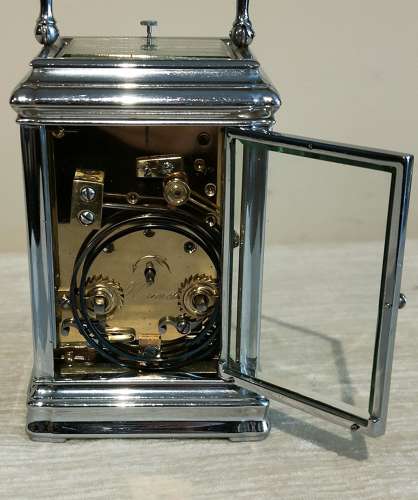 Striking carriage clock in gorge case