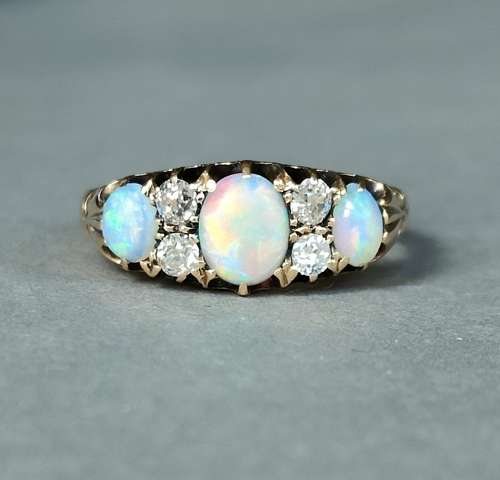 Victorian 18ct Opal Diamond Ring