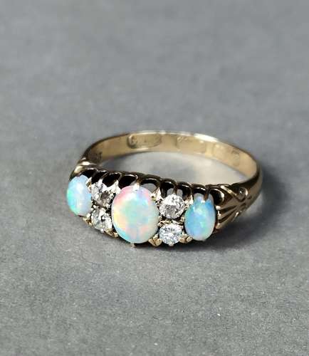 Victorian 18ct Opal Diamond Ring