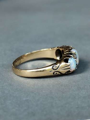 Victorian 18ct Opal Diamond Ring