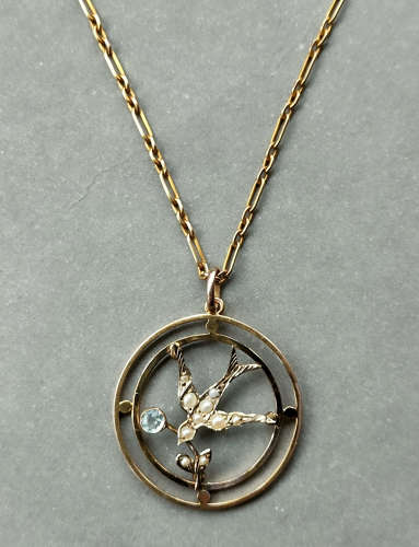 Victorian 9ct Gold Aquamarine Swallow Pendant Necklace