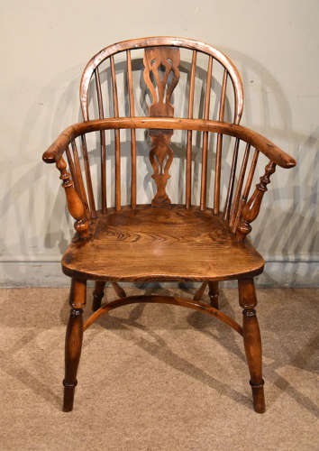 Matched pair of yew wood Windsor armchairs