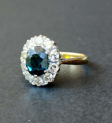 Vintage 18ct Gold Sapphire and Diamond Engagement Ring 'Lady Diana' St