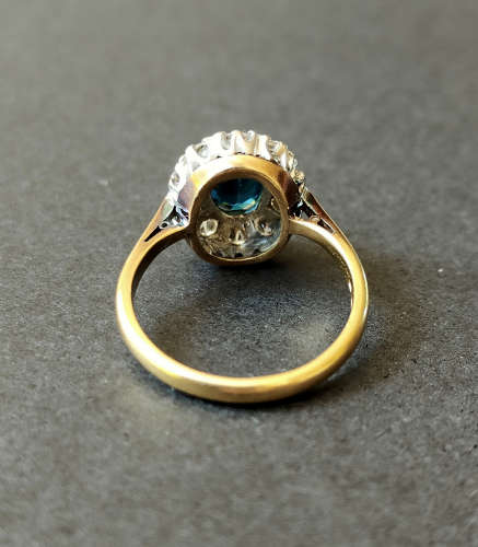 Vintage 18ct Gold Sapphire and Diamond Engagement Ring 'Lady Diana' St