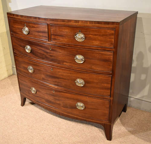 Regency mahogany bow fronted chest of drawers
