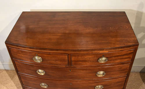 Regency mahogany bow fronted chest of drawers