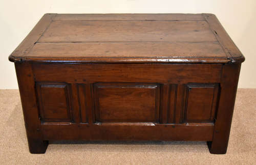 Mid 19th century oak French coffer