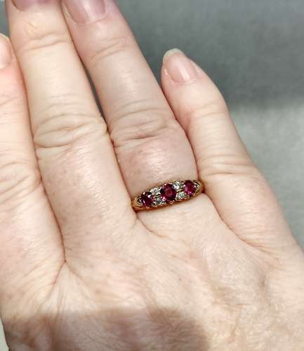 Edwardian 18ct gold ruby diamond ring c1907