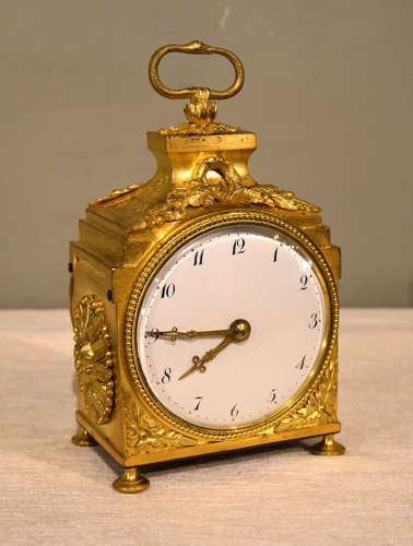 A Pendule D'Officier