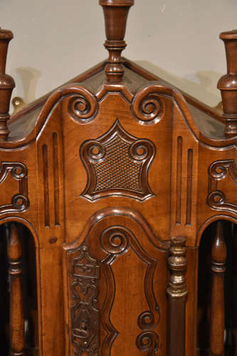 French walnut serpentine front Panettiere