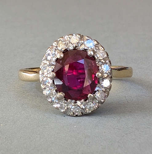 Stunning Antique 18ct Gold Ruby Diamond Ring