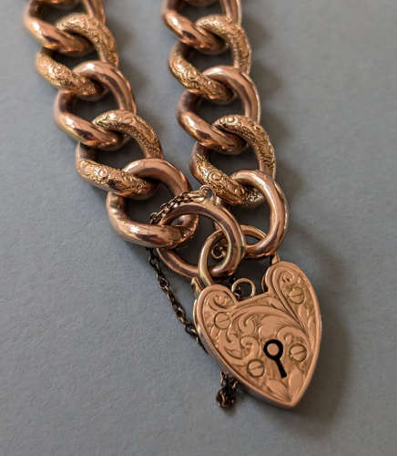 Victorian engraved 9ct rose gold chain bracelet heart padlock 20.6g