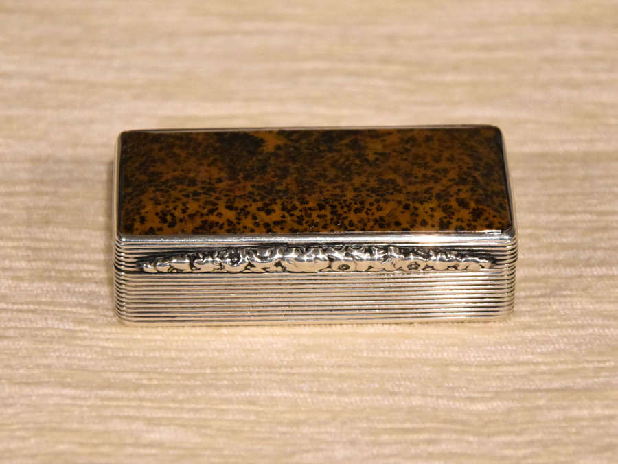 William IV Silver and Agate Snuff Box