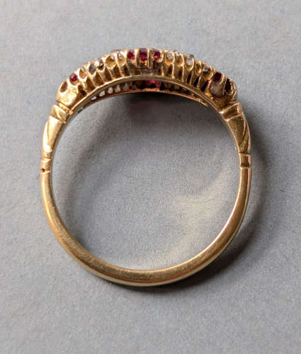 Victorian 18ct Gold Ruby Diamond Ring