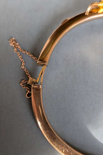 Victorian 9ct Gold Diamond Hinged Bracelet Bangle