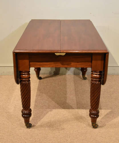 Regency period mahogany rope twist dining table