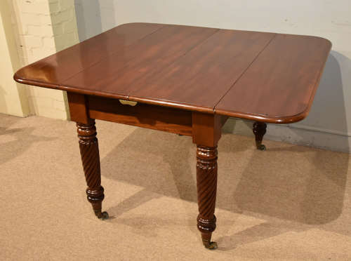 Regency period mahogany rope twist dining table