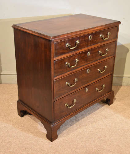 Pair of George III mahogany small chest of drawers