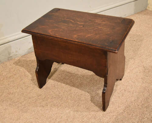 Georgian oak childs stool with drawer