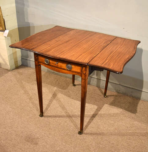 George III Sheraton period satinwood table