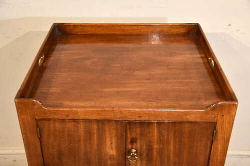 18th century mahogany bedside commode