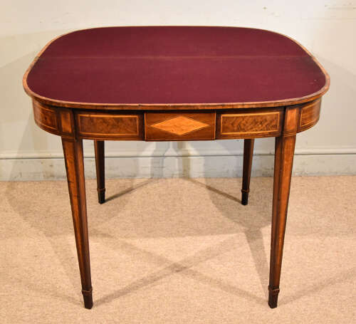 18th century mahogany card table crossbanded in Satinwood