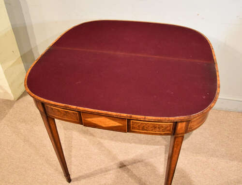 18th century mahogany card table crossbanded in Satinwood