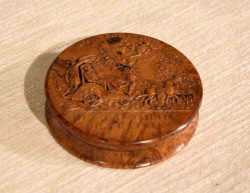 Fine 19th century pressed maple snuff box