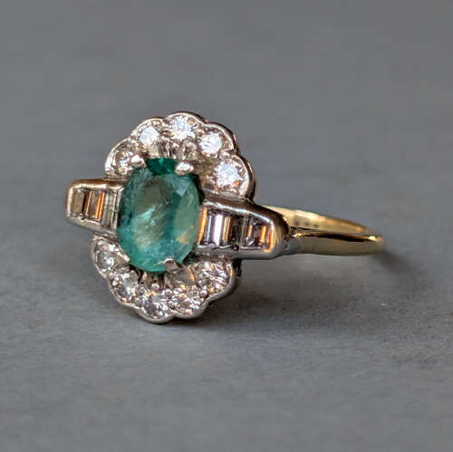 Antique Art Deco 18ct Gold Emerald Diamond Ring