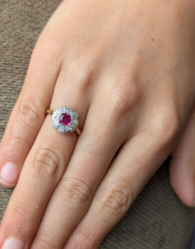 Art Deco 18ct Gold Ruby and Diamond Ring