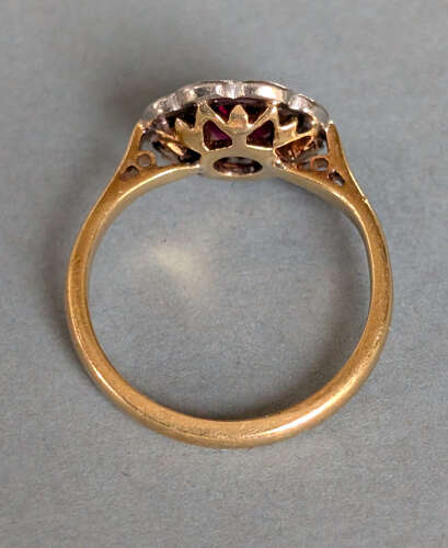 Art Deco 18ct Gold Ruby and Diamond Ring
