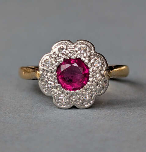 Art Deco 18ct Gold Ruby and Diamond Ring