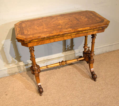 Victorian Burr walnut foldover card table