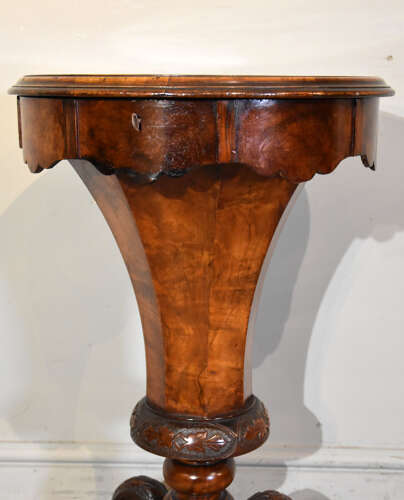 Mid 19th century walnut Trumpet shaped work table