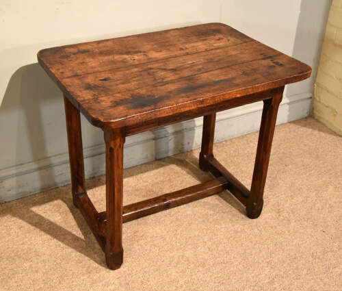 Late 17th century oak side table