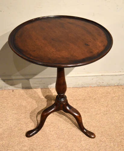 George III mahogany lamp/ wine table