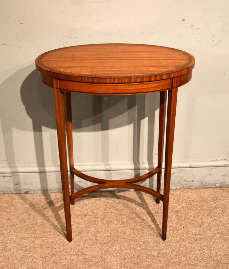 Sheraton revival occasional table in satinwood