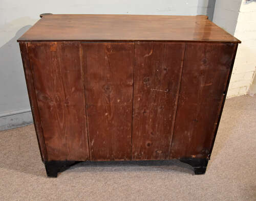 Regency period mahogany chest of drawers